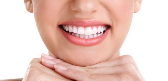 yếu tố nào quyết định độ bền của răng sứ